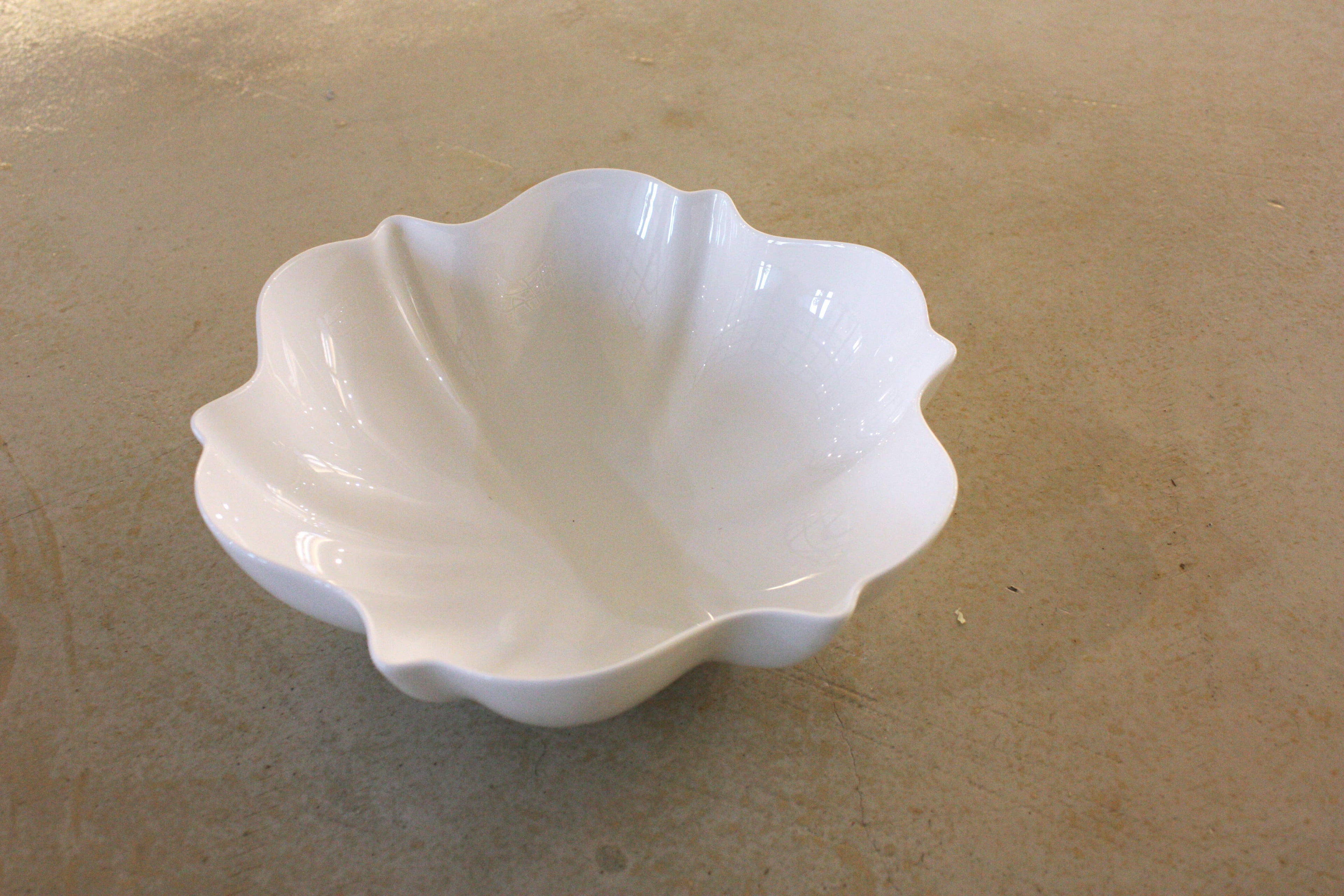 Amelie White Bowl (L)