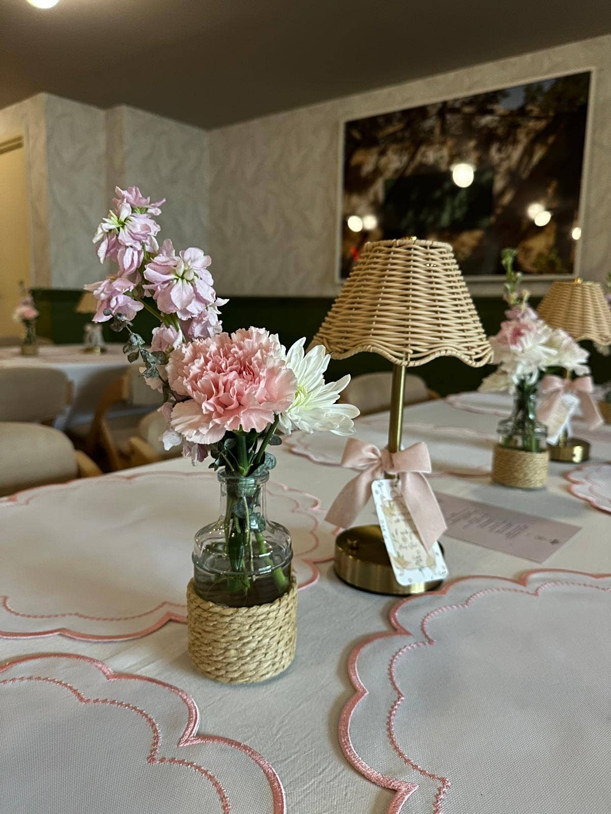 Scalloped Rattan LED Table Lamp