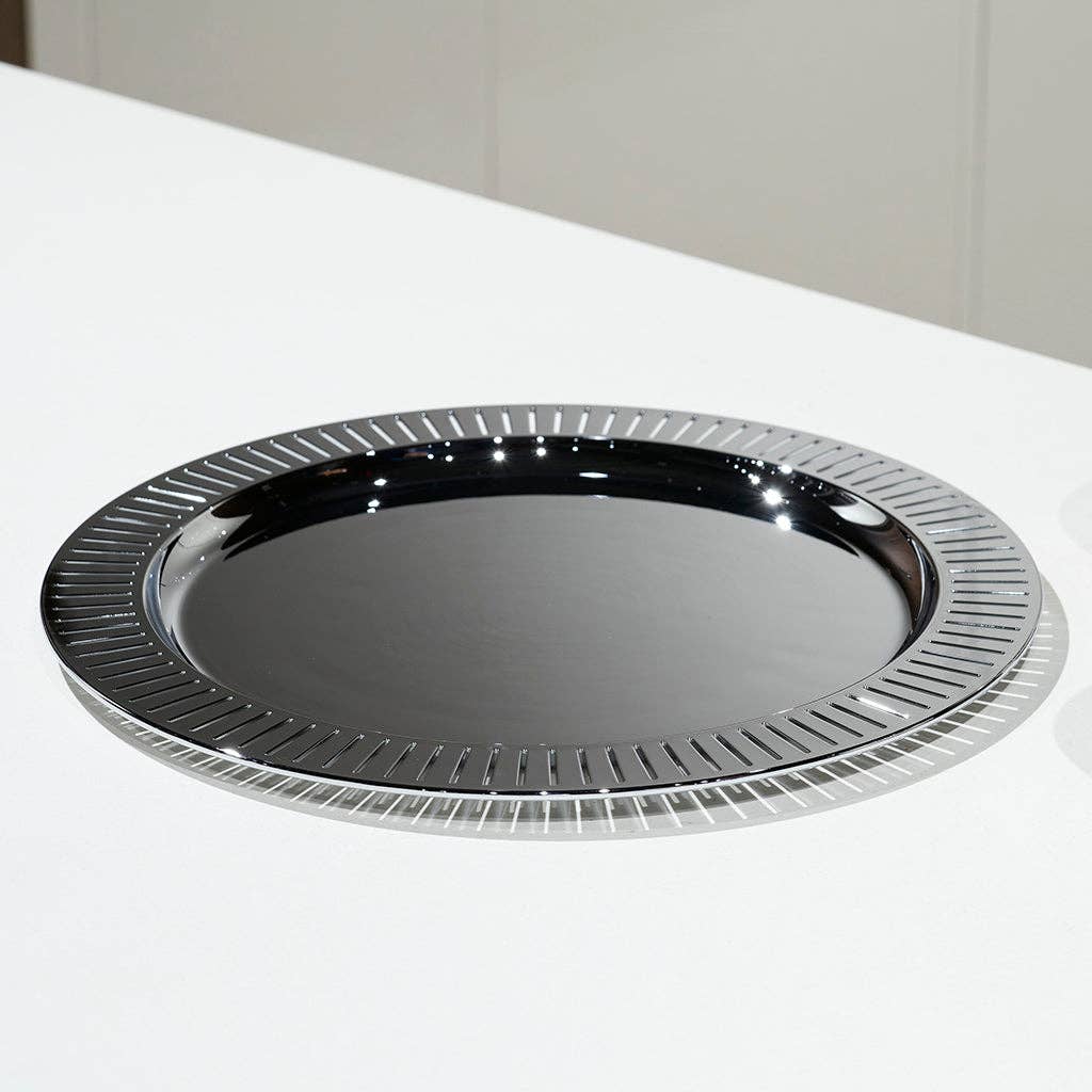 Striations Serving Tray Round, Silver